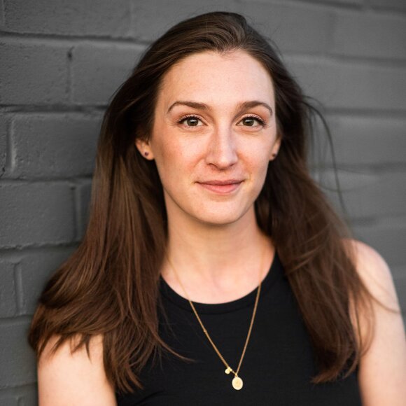 Meet your Posher, Lauren - Picture 1 of 1